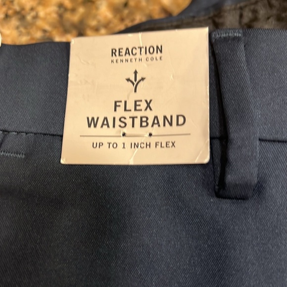 Reaction Kenneth Cole 30W X 32L navy skinny fit flex waistband solid dobby pant - Picture 7 of 7